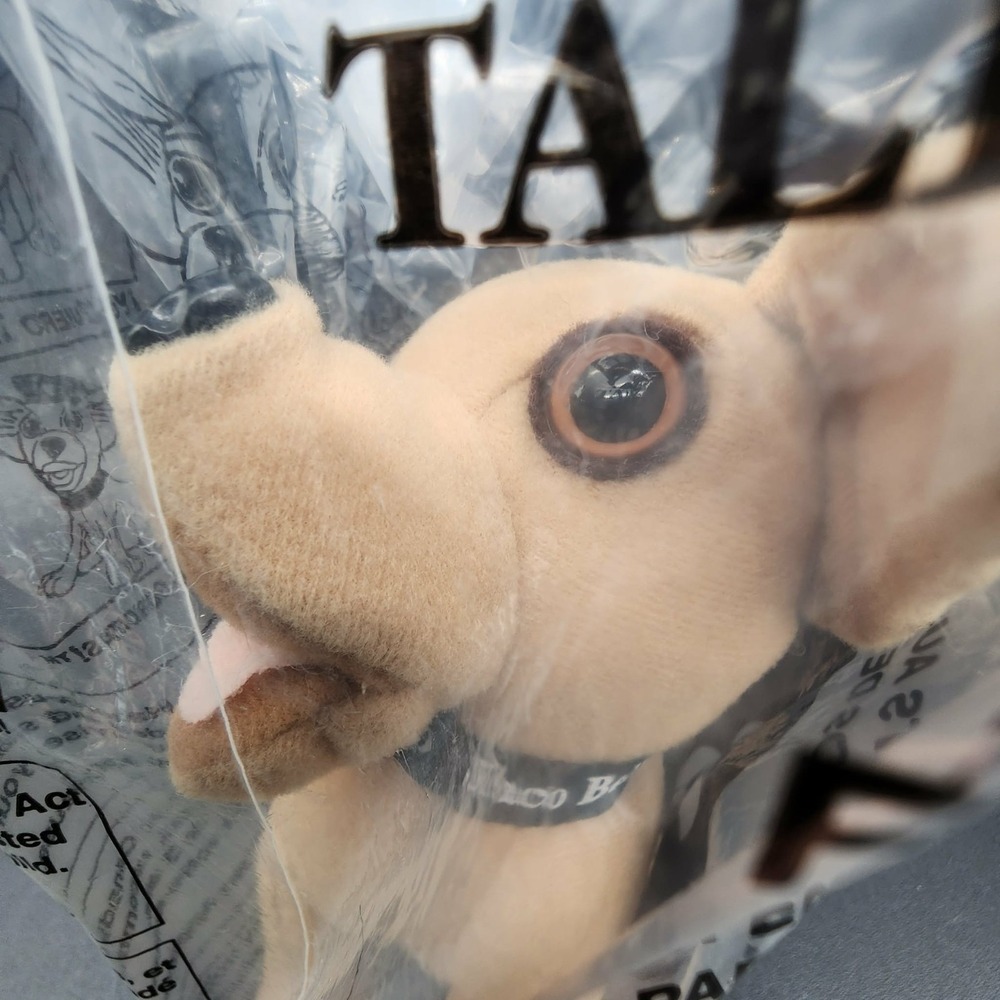 Taco Bell Tan Talking Chihuahua Yo Quiero Taco Bell Vintage 90s Plush Toy Sealed
